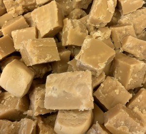 vanilla clotted cream fudge